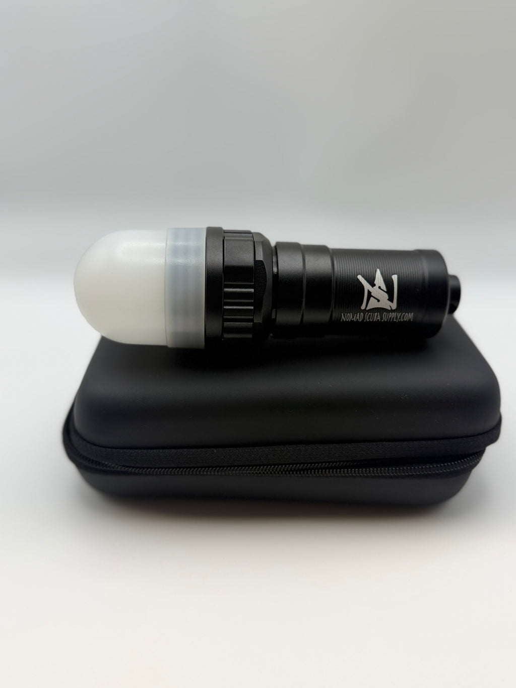 NSS Compact Beacon/Strobe 200 meter 3000 Lumen