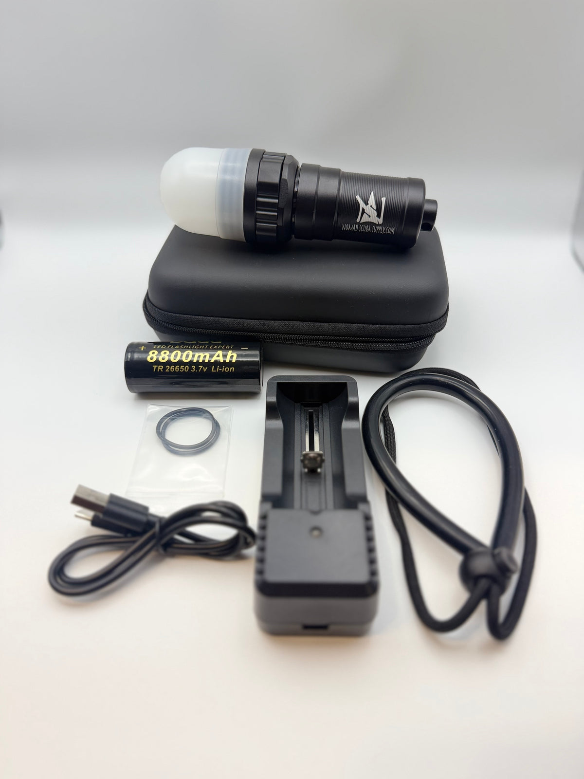 NSS Compact Beacon/Strobe 200 meter 3000 Lumen